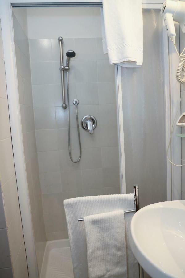 Nerii 3 Apartment ฟลอเรนซ์ ภายนอก รูปภาพ